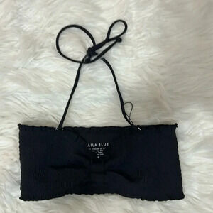 Alia Blie black spaghetti strap crop tube top size medium halter top